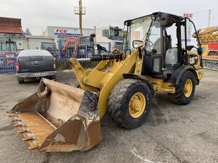 sérült CATERPILLAR 906 H2 kerekes rakodó