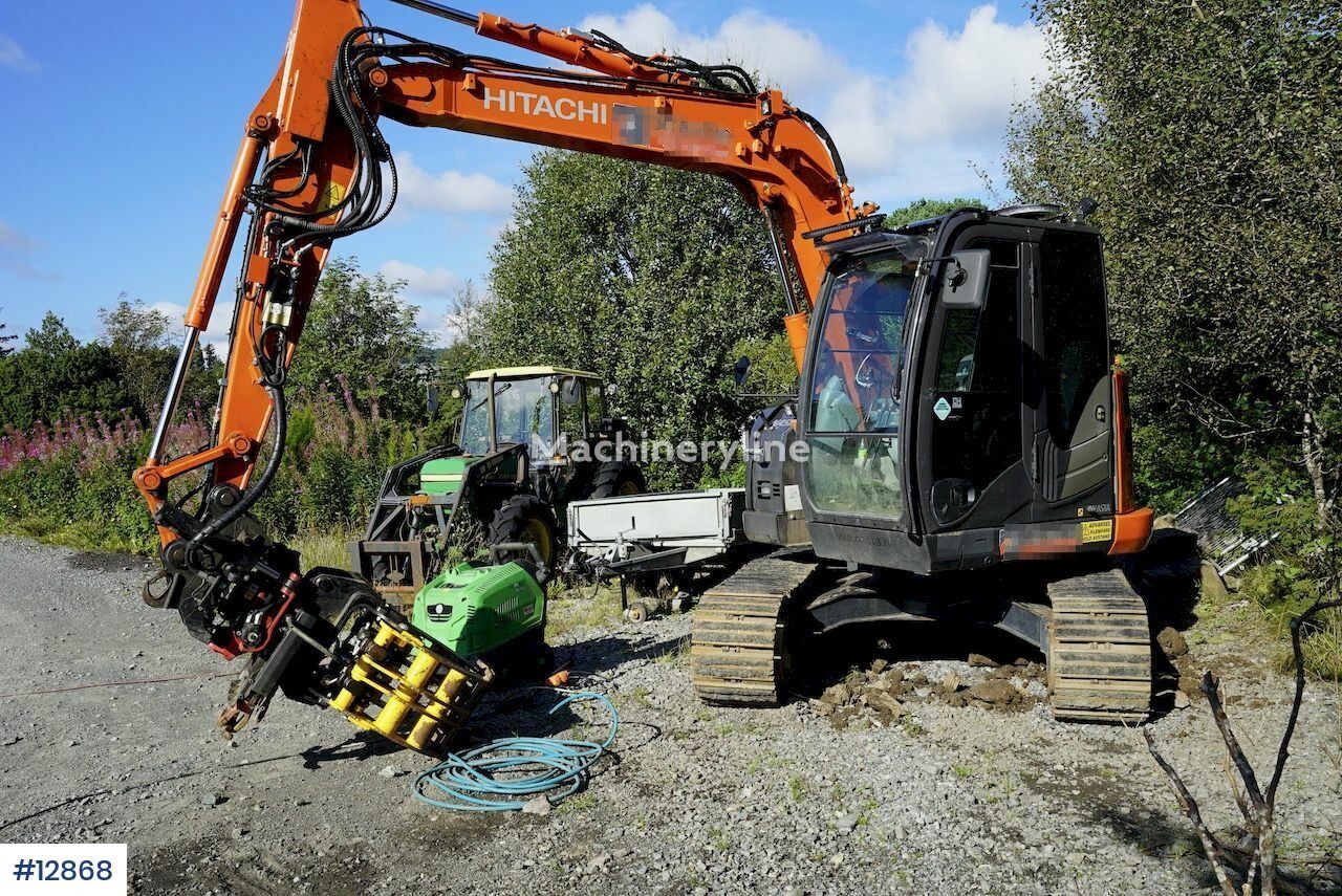 Hitachi ZX85 US-6 w/ 3 buckets, rotor tilt, diesel tank, claw and spike  lánctalpas kotrógép