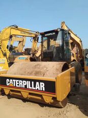 Caterpillar CS583 talajtömörítő henger