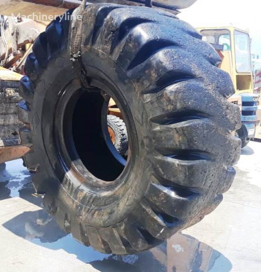 Goodyear L3 kotrógép abroncs