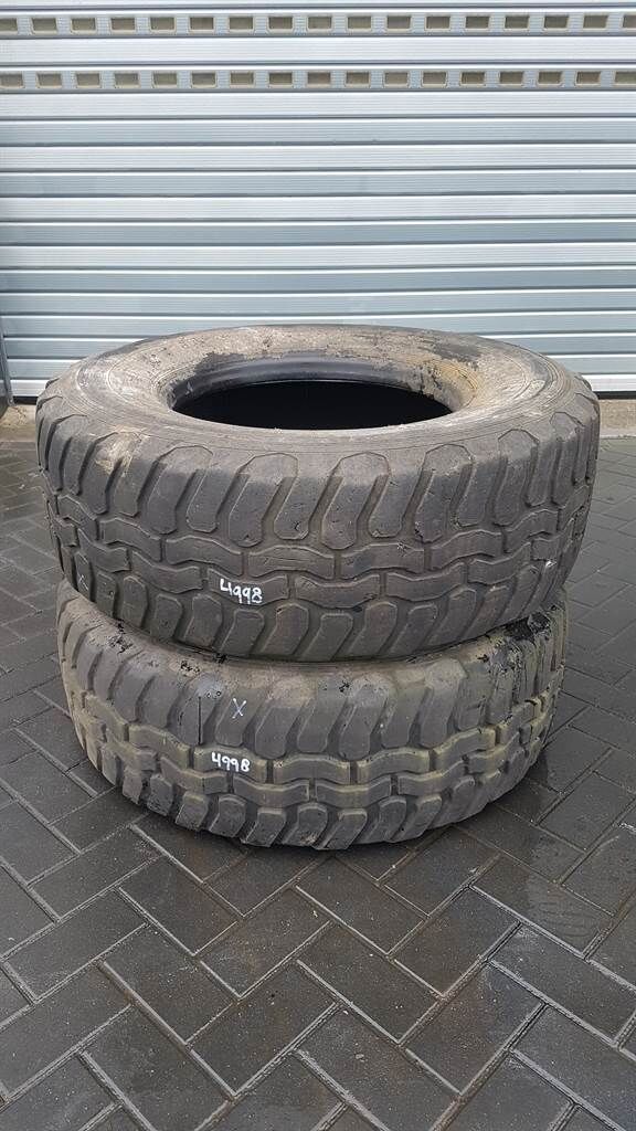 Bandenmarkt 15R22.5 - Tyre/Reifen/Band kerék